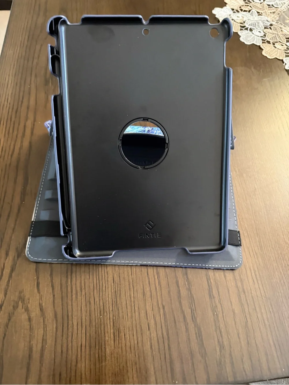 N/A lightweight keeps device